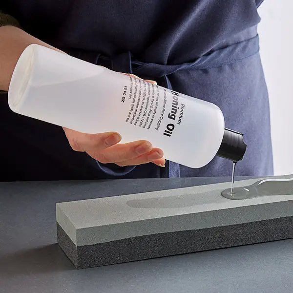 What Oil to Use on Sharpening Stone? - [ Our Top 4 Picks ]