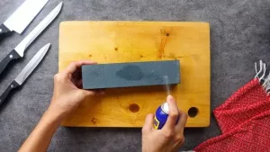 using wd40 for sharpening stone